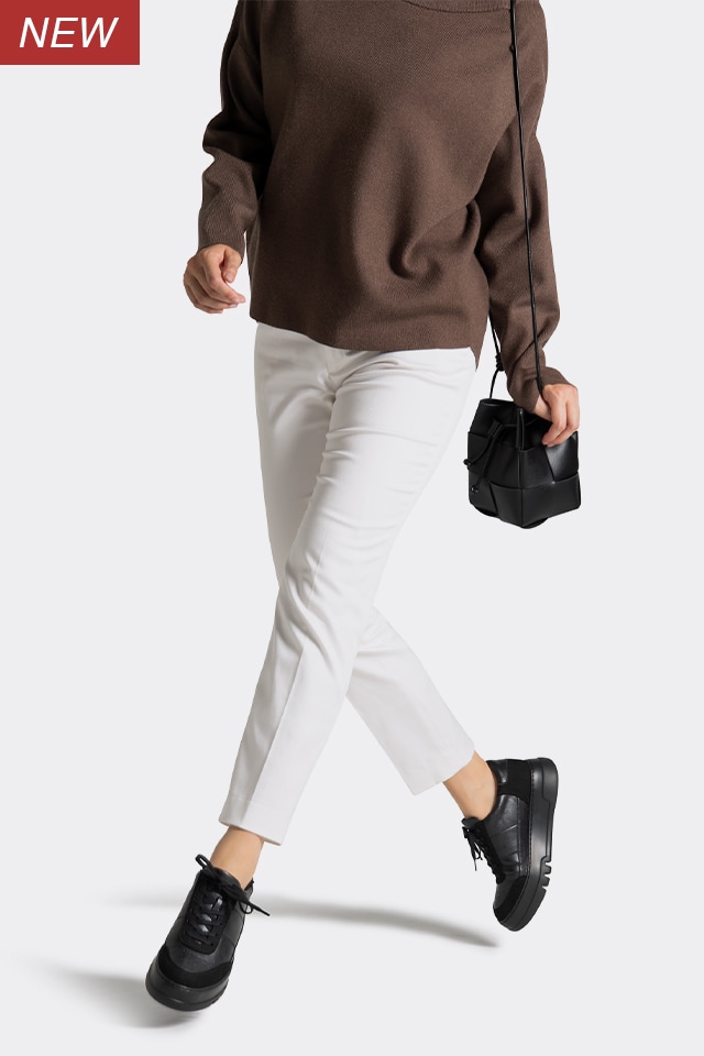 169厚底スニーカー