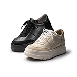 169厚底スニーカー