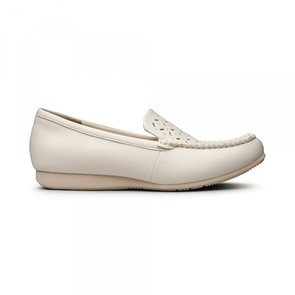 166パンチングモカシン